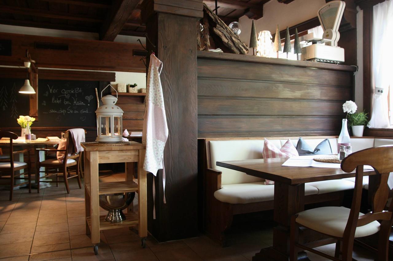 万德胡隆兰迪酒店 Oelsnitz  外观 照片