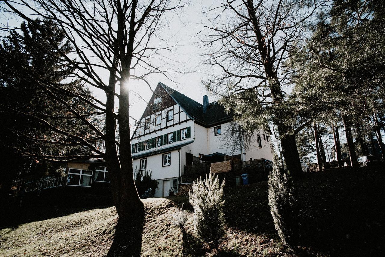 万德胡隆兰迪酒店 Oelsnitz  外观 照片